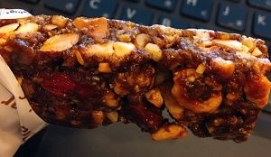 プロテインモカナットチューイーグラノーラバー