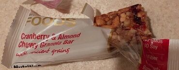 クランベリーアーモンドバー  Almond Chewy Granola Bars