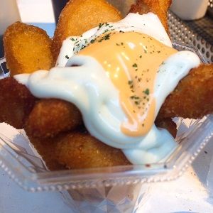 金のとりからさんの「チーズとりから」!