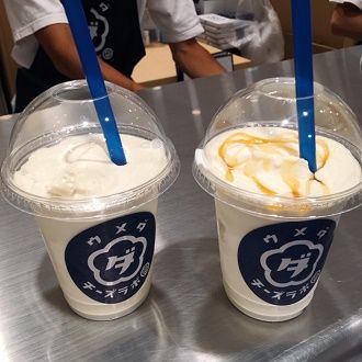 飲むチーズケーキドリンクウメダチーズラボ