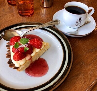 フェイバリットコーヒー苺タルトケーキ