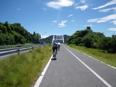 大三島橋を渡る