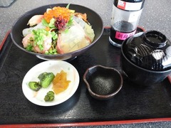 海鮮丼