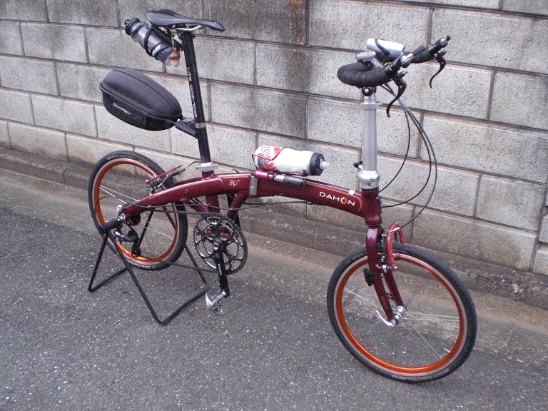引取限定 折りたたみ自転車 DAHON mu p8 black＆red カスタム 写真で振り返る、Dahon(ダホン) Mu P8 カスタマイズの歴史