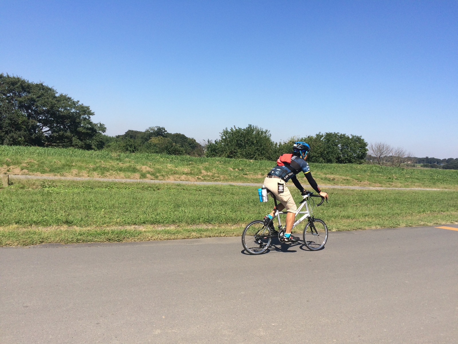 ロードバイクを運転しているときの、手のひらのしびれ＆痛みを解消する 