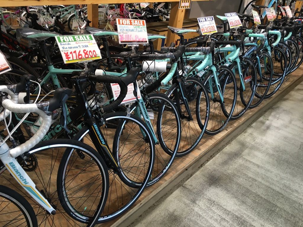 ビアンキ ロードバイクコーナー拡張 Cyclehero なんば店 ビアンキ ロードバイクコーナー拡張 Cyclehero なんば店
