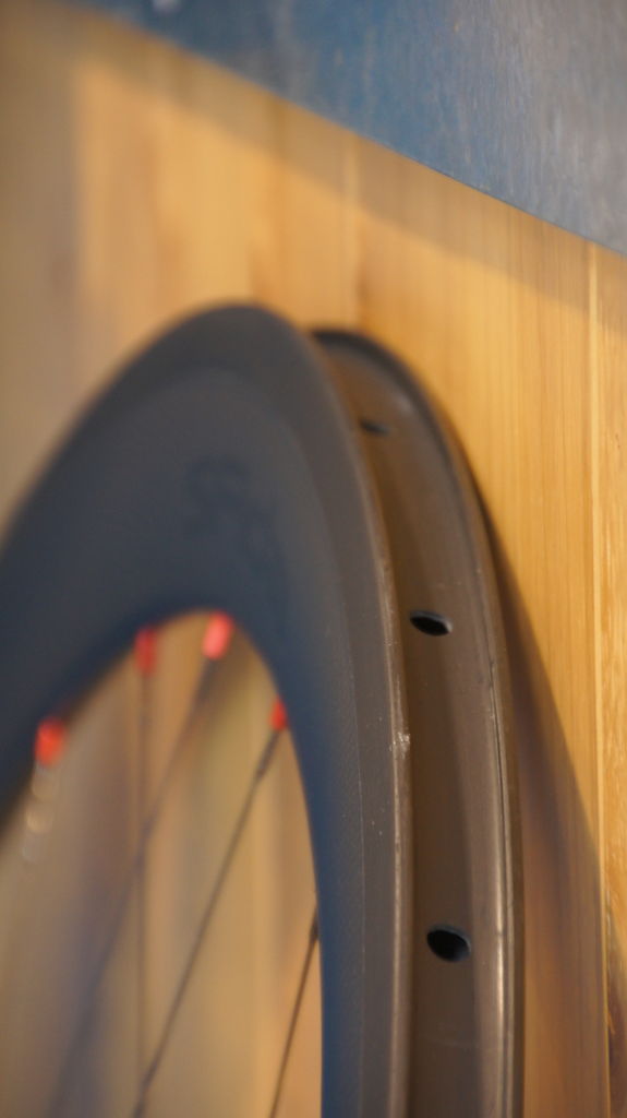 SFIDA フルカーボンクリンチャーホイール 入荷! : cycleHERO なんば店
