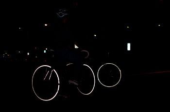 Fiks:Reflective Rim Stripes for Bicycles