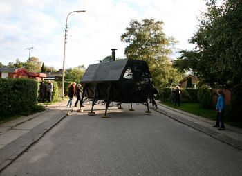 WALKING HOUSE, www.n55.dk