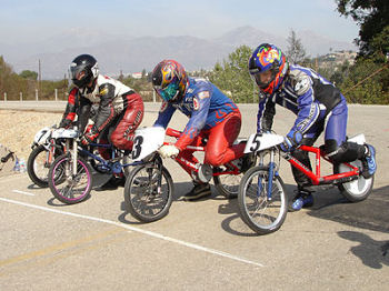 GRAVITY BIKE DOWNHILL STREET RACING