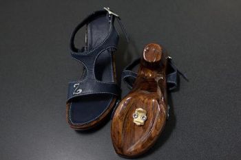 High heel bicycle shoes