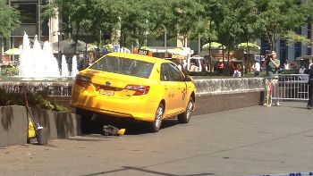 New York City cyclist hit by cab driver, www.foxnews.com