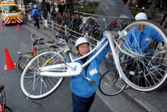 次々と撤去される放置自転車