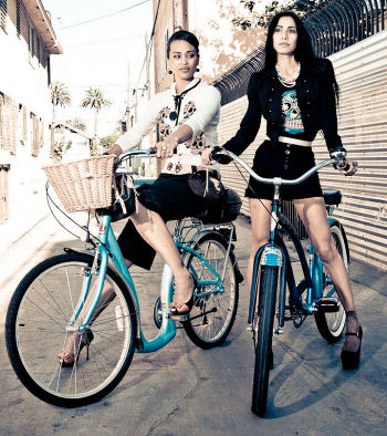Cycle Chic features Electra Collections on Long Beach runway fashion show