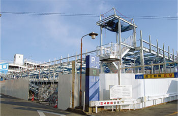 駅前駐輪場