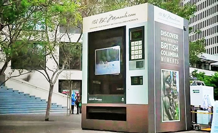 Giant Tourism Vending Machine, www.psfk.com