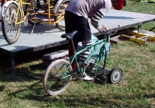 自転車芝刈機