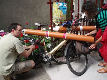 Singing Bicycles