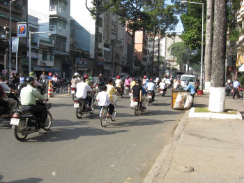 ��ž�֤������äƤ��뤬���´��Ϥʤ�