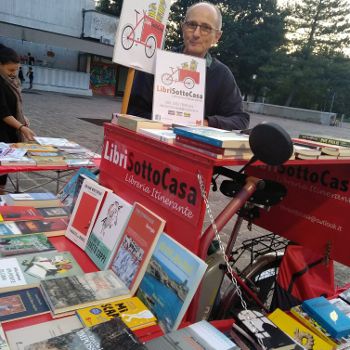 libraio itinerante a pedali