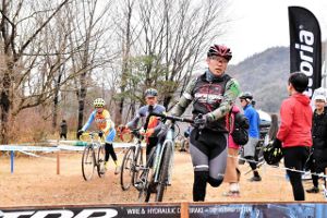 �����ٱ꤬�ƶ�