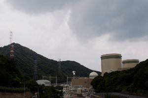何としても原発再稼働