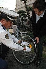 配るだけでは使われない