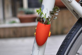 Planter for your Bike, www.etsy.com