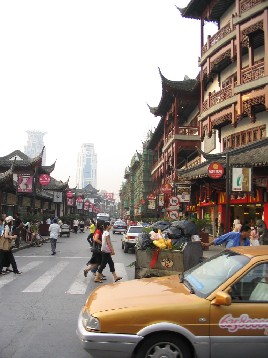 ���������θ�����¦�����ߤ����ܤ��Ƥ���