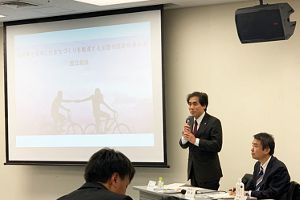 ����Զ�Į¼Ĺ�β�