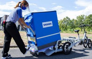 �������