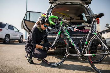 ����������ӥ�