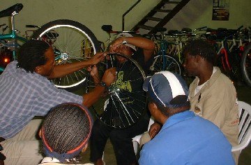 ����������