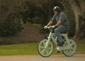 Izhar cardboard bike project