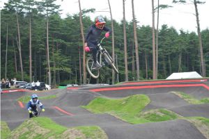 �������벦��