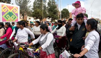 Cholitas Bicycle race