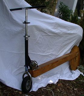 タイヤの軸が中心にない。
