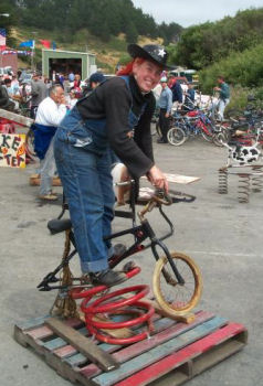 ���ǥ���