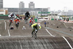 BMX���إƥ���