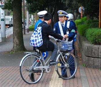 自転車取り締まり