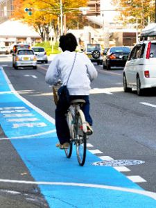 自転車は原則車道