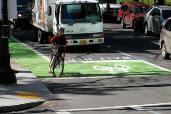 Photo by BikePortland.org,licensed under the Creative Commons Attribution ShareAlike 3.0 Unported.