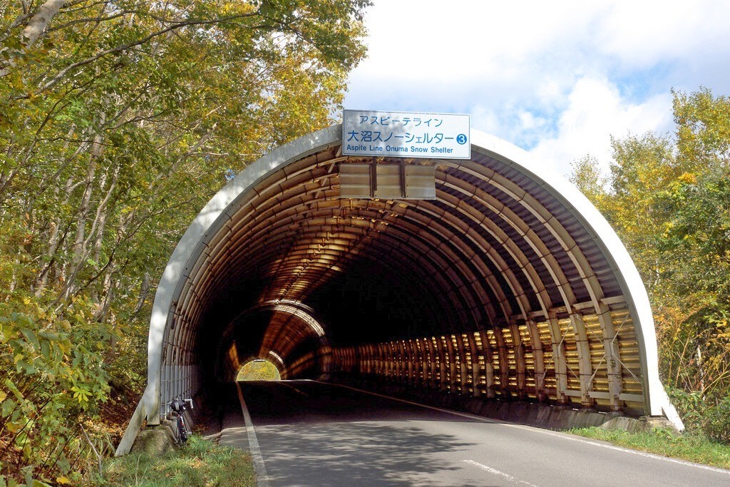 錦をまとう 八幡平紅葉ライド 自転車百景