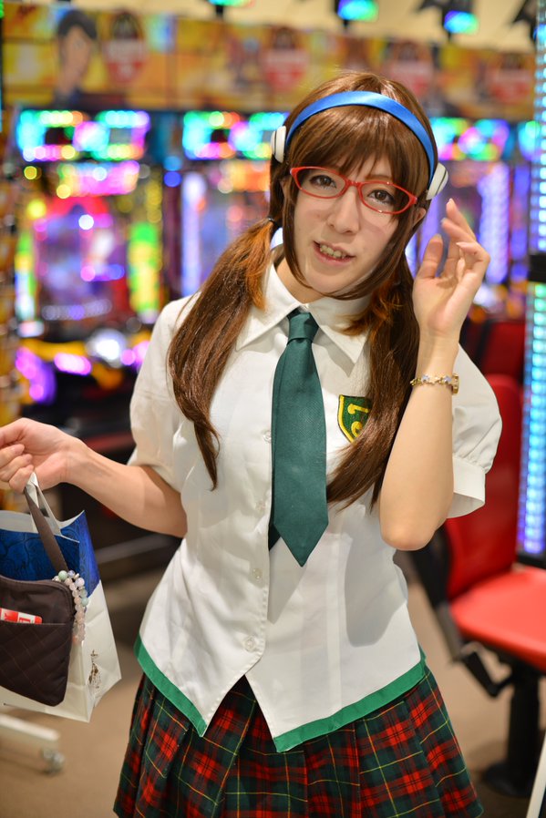 【画像】コスプレーヤー 神崎りのあがソフマップに登 …