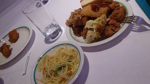 【画像あり】元ハロプロ・真野恵里菜さんのバスツアーの食事が酷すぎると話題に