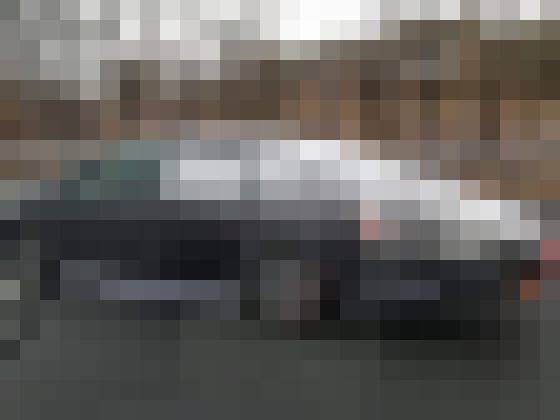 E60yaWZUcAM-ELQ