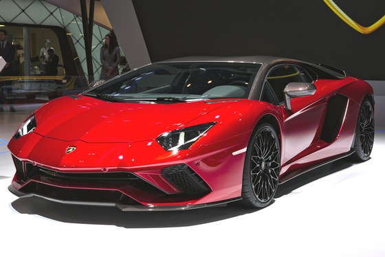 Lamborghini_Aventador_Genf_2018