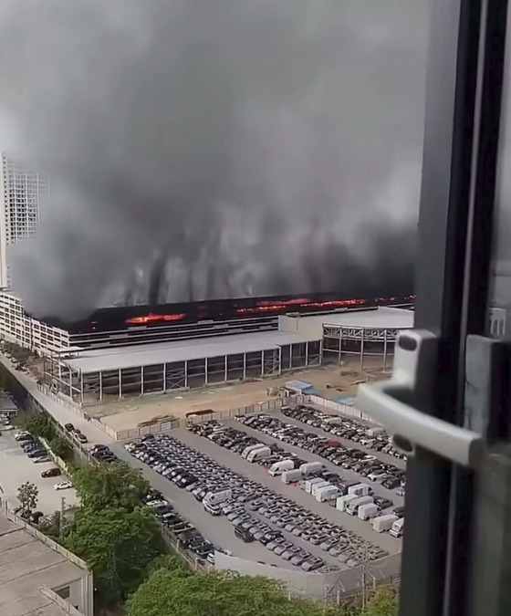 【悲報】 中国EV、工場も燃えてしまう…深圳のBYD坪山工場で大規模な火災が発生