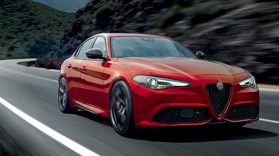 Alfa Romeo_Giulia_Veloce_red_sedan_desktop_720x404