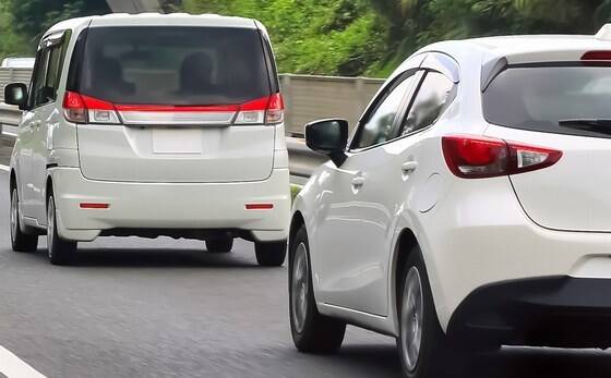 【疑問】車間距離をやたらと詰める奴、前の車に何を求めてるんや？